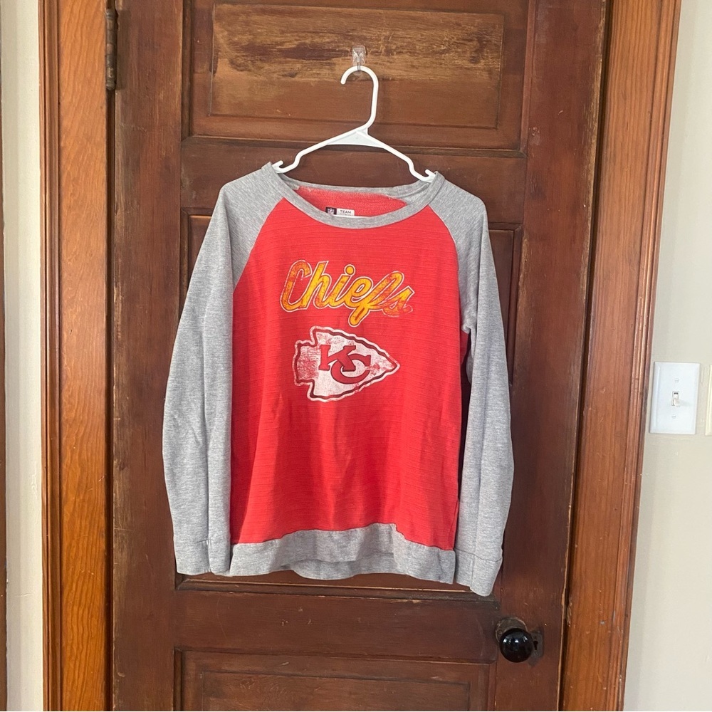 NFL Chiefs Long Sleeve Tee - Red and Gray